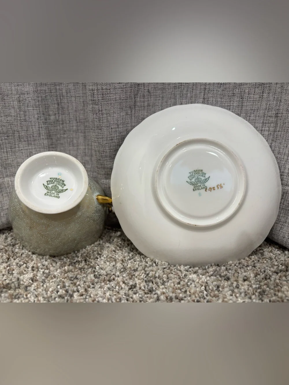 Vintage Tuscan Fine English Bone China Teacup & Saucer Set Made in England 50s